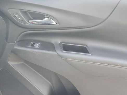 Used 2018 Chevrolet Equinox Premier image 45