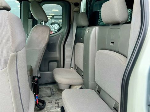 Used 2017 Nissan Frontier S image 15