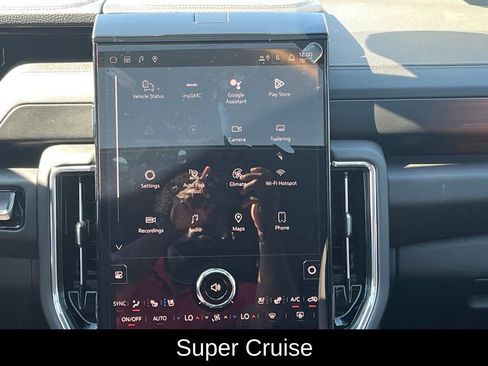 New 2026 GMC Yukon XL Denali w/ Denali Reserve Package image 21