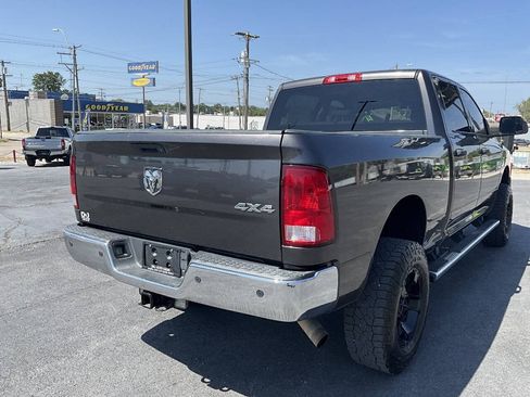 Used 2017 RAM 2500 Tradesman w/ Chrome Appearance Group AWD/4WD image 5