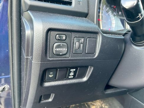 Used 2015 Toyota 4Runner SR5 RWD image 14