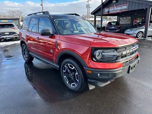 Used 2022 Ford Bronco Sport Outer Banks w/ Tech Package image 1
