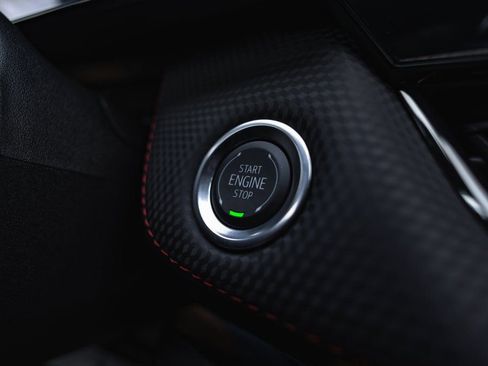 New 2026 Chevrolet Equinox RS w/ Convenience Package III image 9