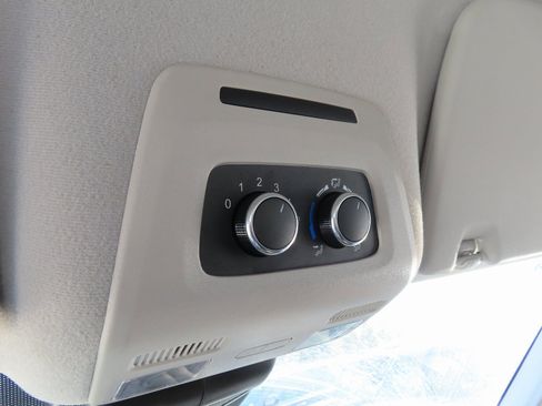 Used 2023 Ford Transit 350 XLT image 25