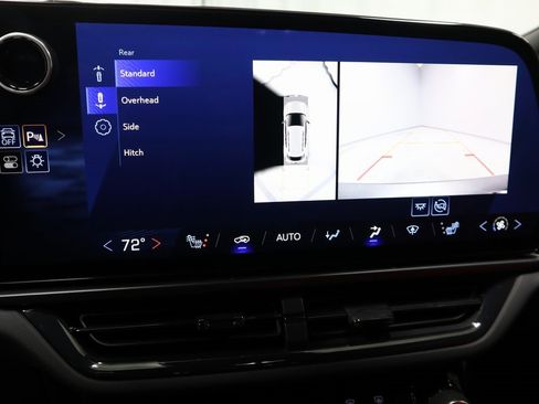 Used 2025 Chevrolet Equinox EV RS image 3