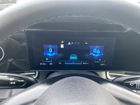 New 2025 Hyundai Elantra SEL image 16