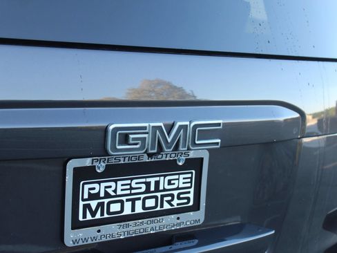 Used 2016 GMC Yukon SLT w/ Open Road Package AWD/4WD image 42
