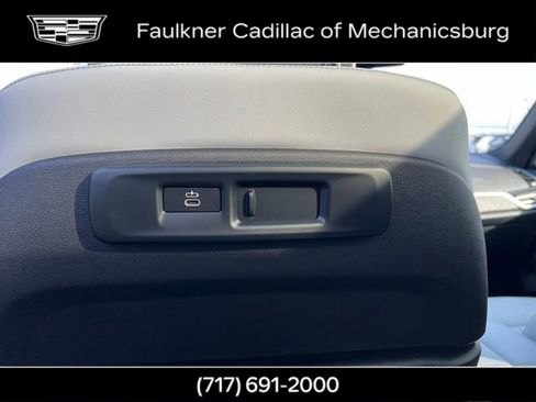 Used 2023 BMW X5 xDrive40i w/ Premium Package AWD/4WD image 17