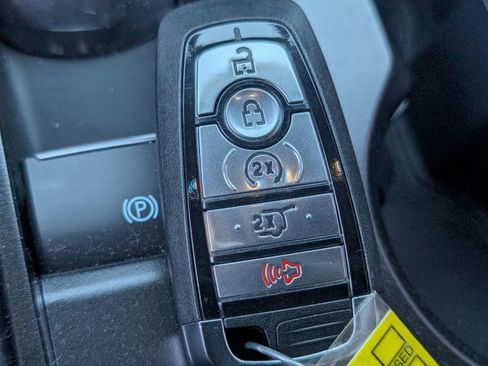 Used 2025 Ford Explorer ST-Line w/ Premium Package RWD image 16
