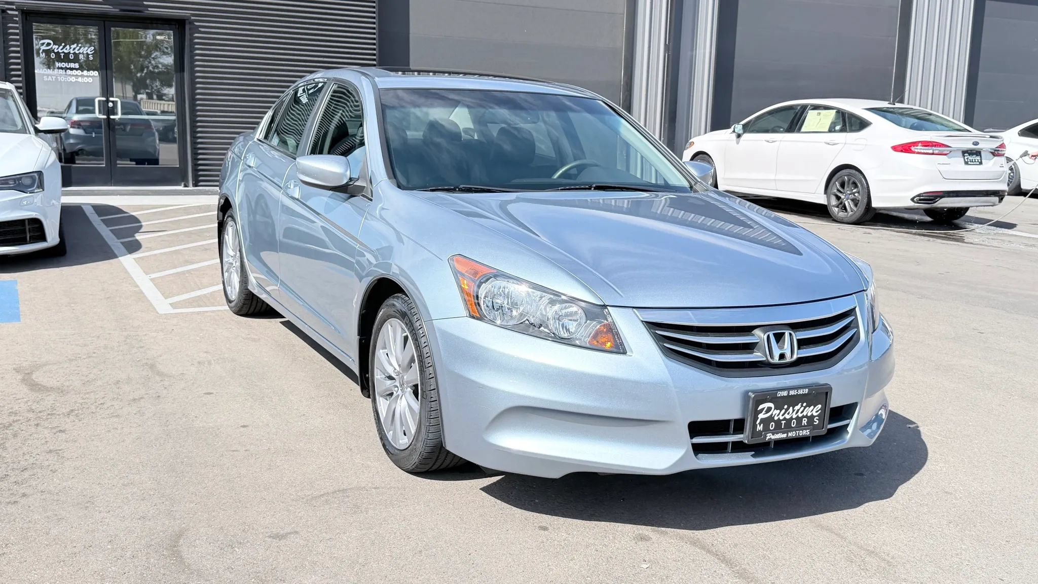 Used 2012 Honda Accord EX-L image 2
