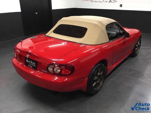 Used 2002 MAZDA MX-5 Miata LS image 22
