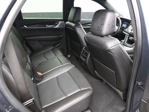 Used 2023 Cadillac XT5 Premium Luxury image 11
