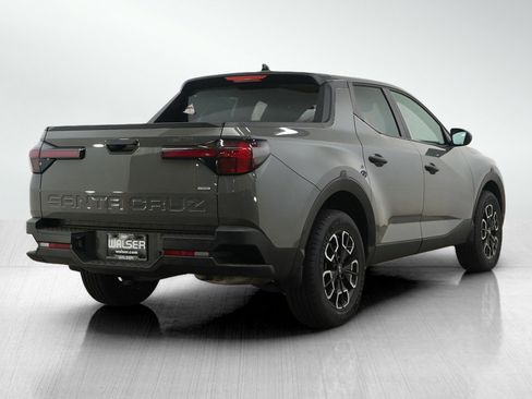 Certified 2024 Hyundai Santa Cruz SE AWD/4WD image 5