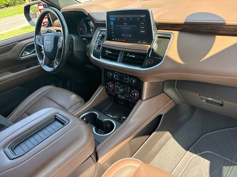 Used 2021 Chevrolet Tahoe High Country AWD/4WD image 37