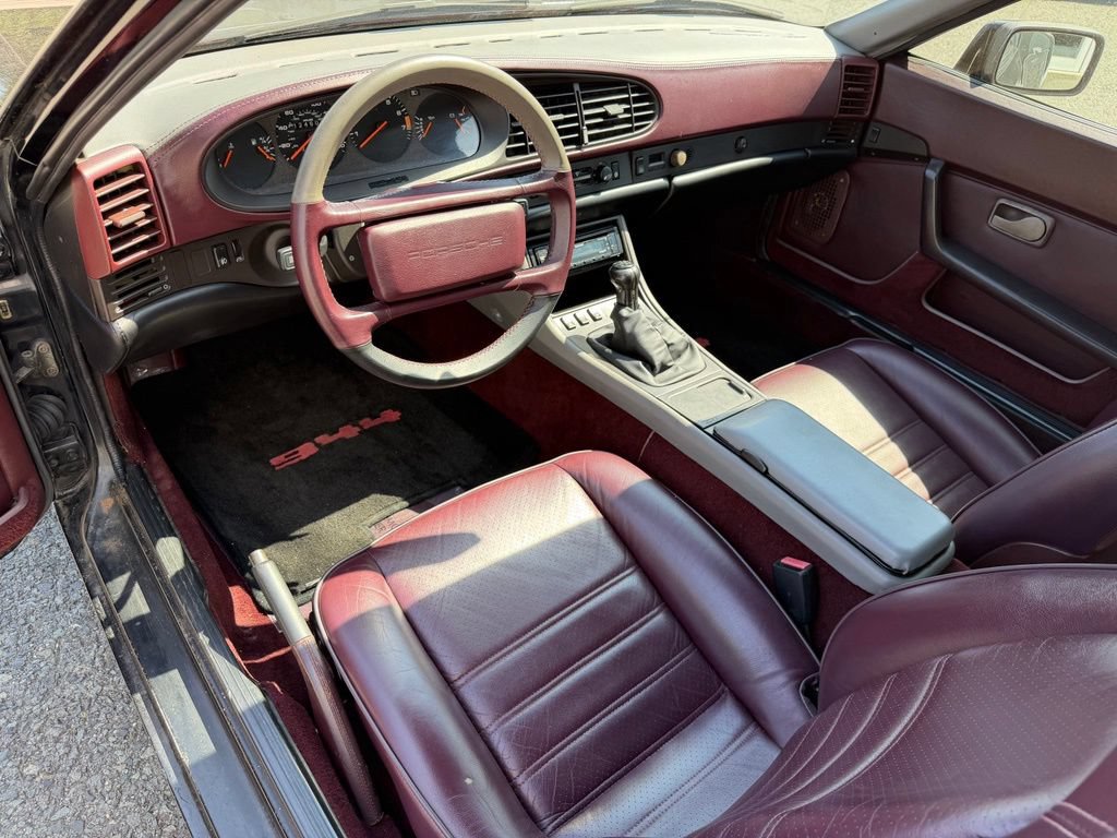 Used 1987 Porsche 944 S RWD image 11