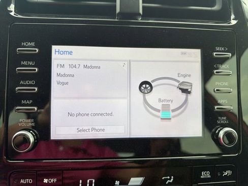 Used 2020 Toyota Prius LE FWD image 20
