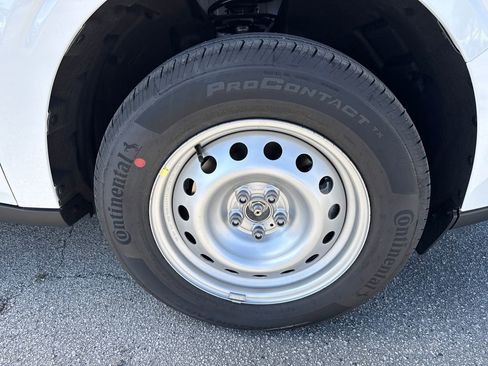 New 2026 Ford Maverick XL image 10