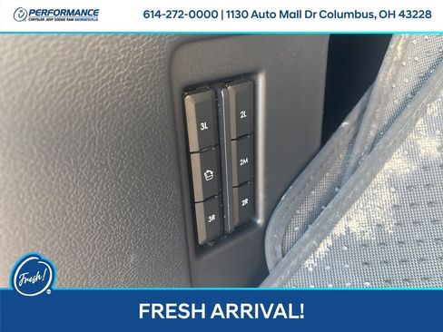 Used 2023 Lincoln Navigator Reserve image 16