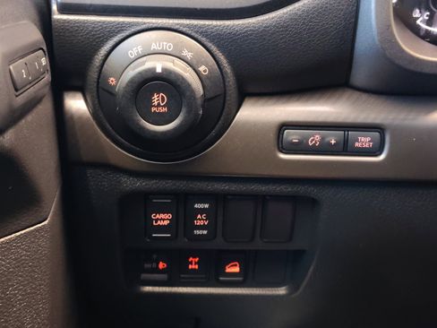 Certified 2024 Nissan Titan PRO-4X w/ Pro-4x Convenience Package AWD/4WD image 30