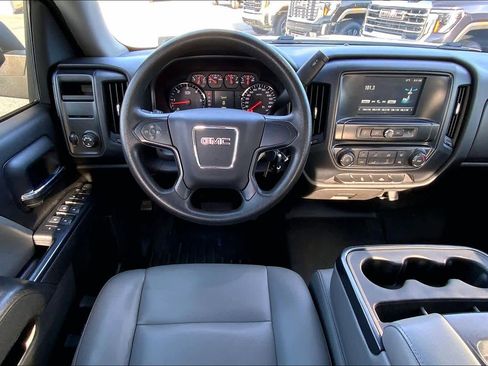 Used 2018 GMC Sierra 1500 2WD Crew Cab w/ Sierra Convenience Package image 5