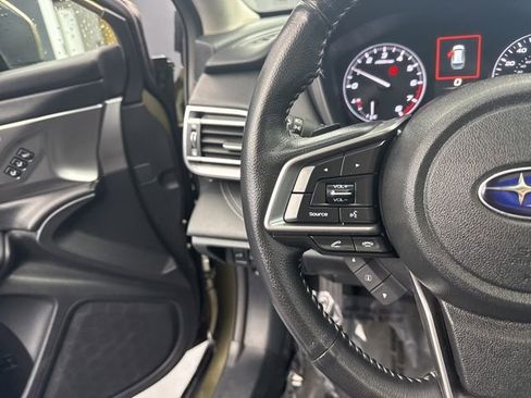 Used 2022 Subaru Outback Limited image 25