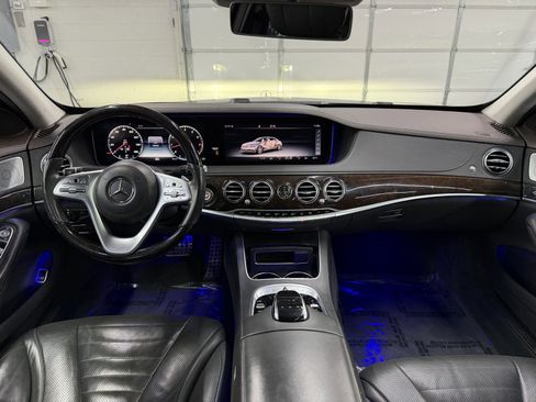 Used 2019 Mercedes-Benz S 560 4MATIC Sedan w/ AMG Line Exterior image 12