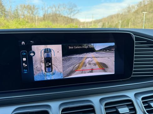 Used 2025 Mercedes-Benz GLS 450 4MATIC, w/ HUD, TRAILER HITCH, image 42