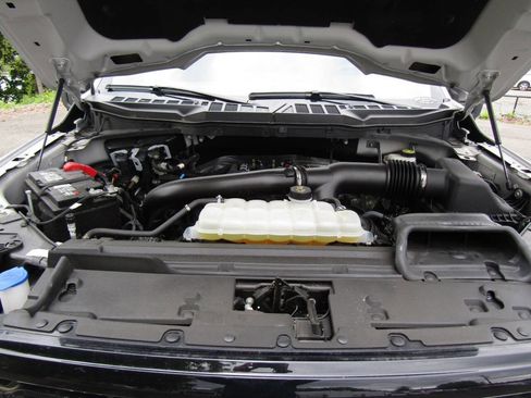 Used 2024 Ford F150 XLT AWD/4WD image 29