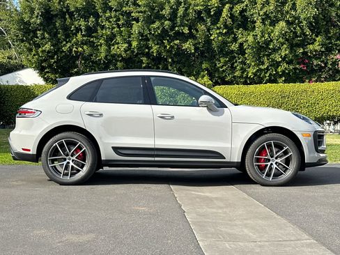 New 2026 Porsche Macan S AWD/4WD image 9