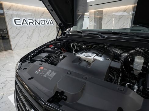 Used 2015 Cadillac Escalade ESV Premium AWD/4WD image 12