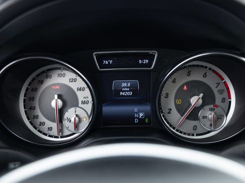 Used 2015 Mercedes-Benz GLA 250 GLA 250 4MATIC AWD 4dr SUV image 33