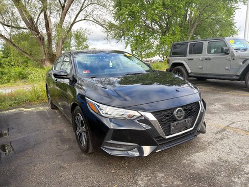 Used 2021 Nissan Sentra SV w/ Electronics Package FWD image 3