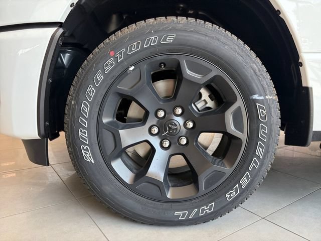 New 2026 RAM 1500 Express AWD/4WD image 11