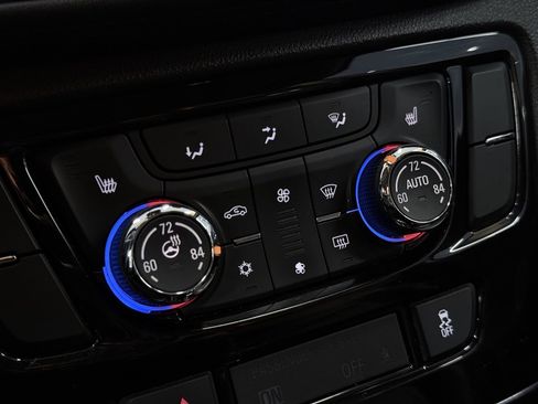 Used 2019 Buick Encore Essence image 55