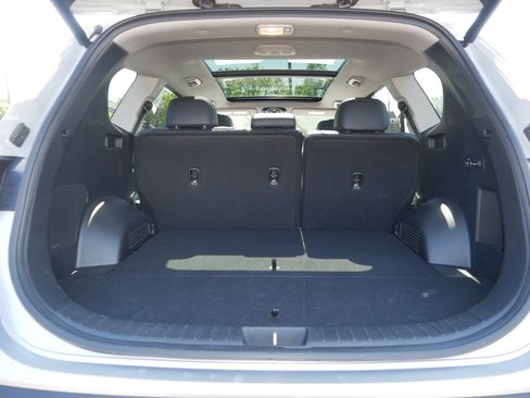 Used 2023 Hyundai Santa Fe Limited AWD/4WD image 17