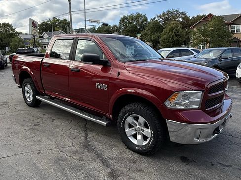 Used 2015 RAM 1500 Outdoorsman image 11