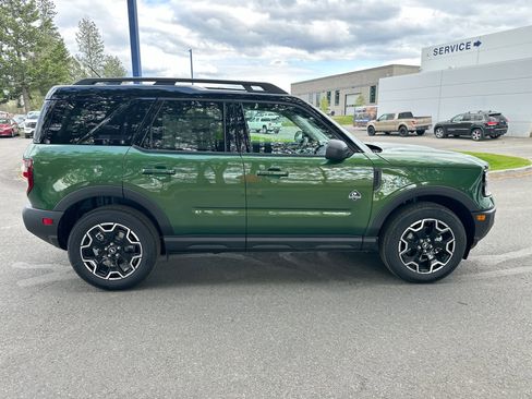 New 2025 Ford Bronco Sport Outer Banks image 5