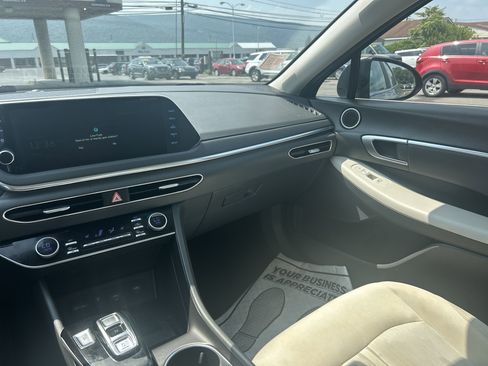 Used 2023 Hyundai Sonata SEL w/ Convenience Package image 22