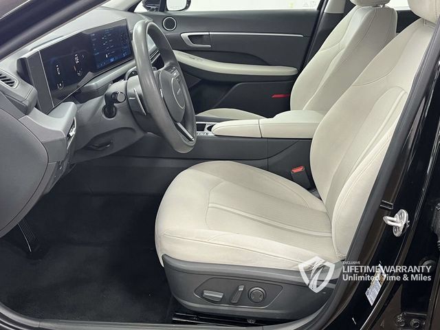 Used 2025 Hyundai Sonata SEL FWD image 14