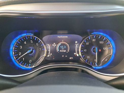 New 2026 Chrysler Pacifica Limited w/ Uconnect Theater Family Group image 21