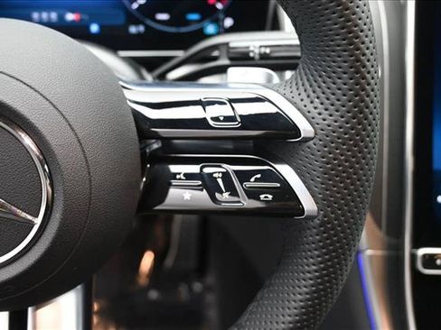 Certified 2026 Mercedes-Benz GLC 300 4MATIC image 13