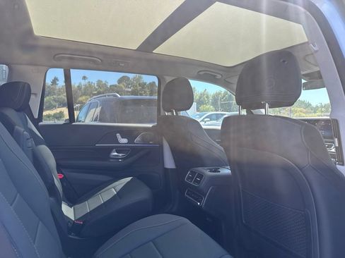 Used 2026 Mercedes-Benz GLS 450 4MATIC w/ AMG Line Exterior image 9