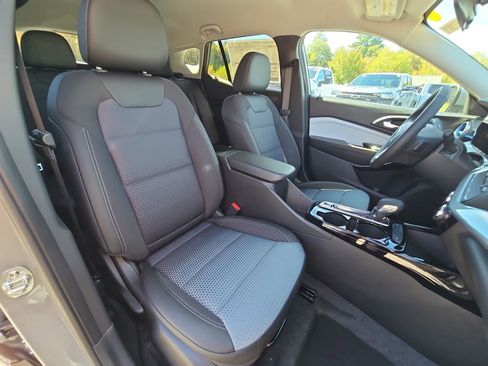 New 2025 Chevrolet Trax LT w/ Driver Confidence Package image 65