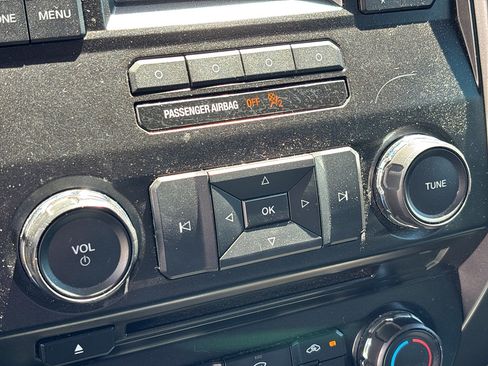 Used 2015 Ford F150 4x4 SuperCrew image 23