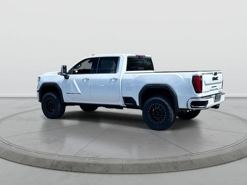 New 2026 GMC Sierra 2500 Denali w/ Technology Package AWD/4WD image 6