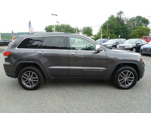 Used 2017 Jeep Grand Cherokee Limited w/ Luxury Group II AWD/4WD image 6