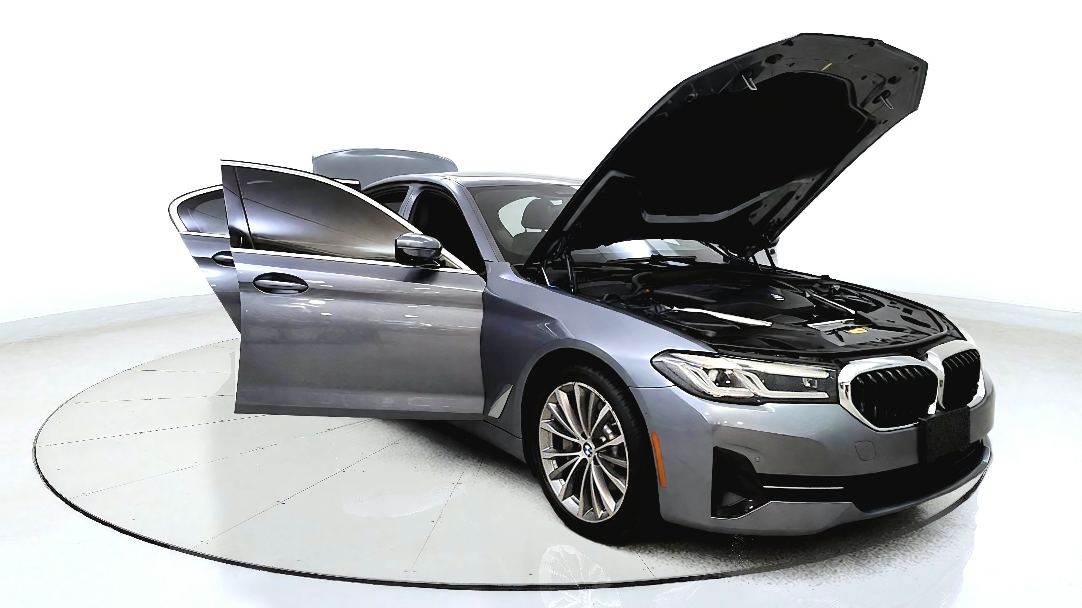 Used 2021 BMW 530e xDrive AWD/4WD image 9
