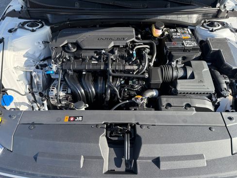 New 2025 Kia K4 LXS image 20