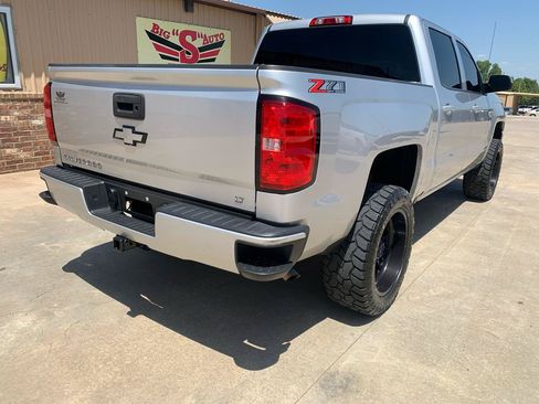 Used 2018 Chevrolet Silverado 1500 LT w/ Texas Edition AWD/4WD image 2