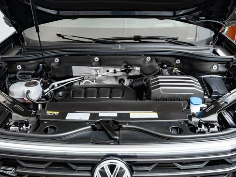 Used 2024 Volkswagen Atlas Cross Sport SEL Premium R-Line AWD/4WD image 47